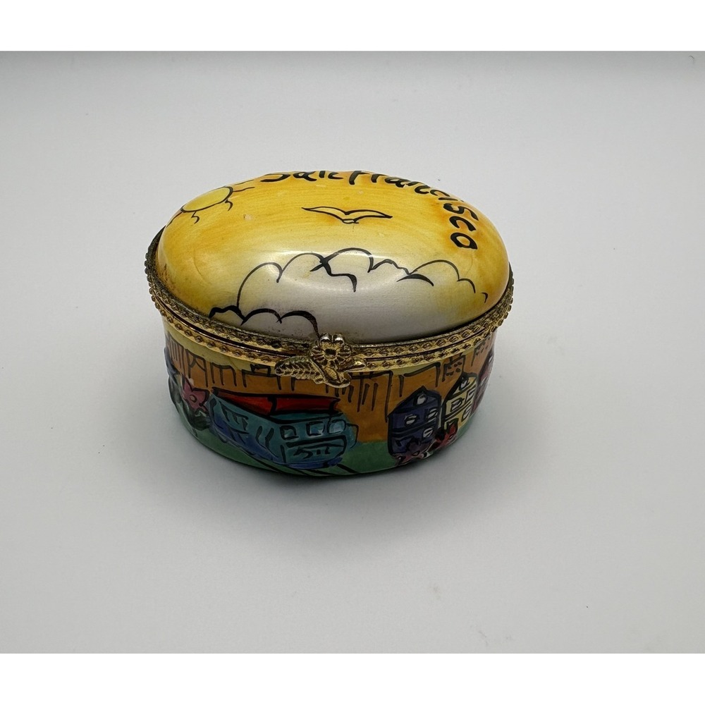 San Francisco Hand Painted Ceramic Trinket Box Golden Gate Bridge Cable Car Oval
